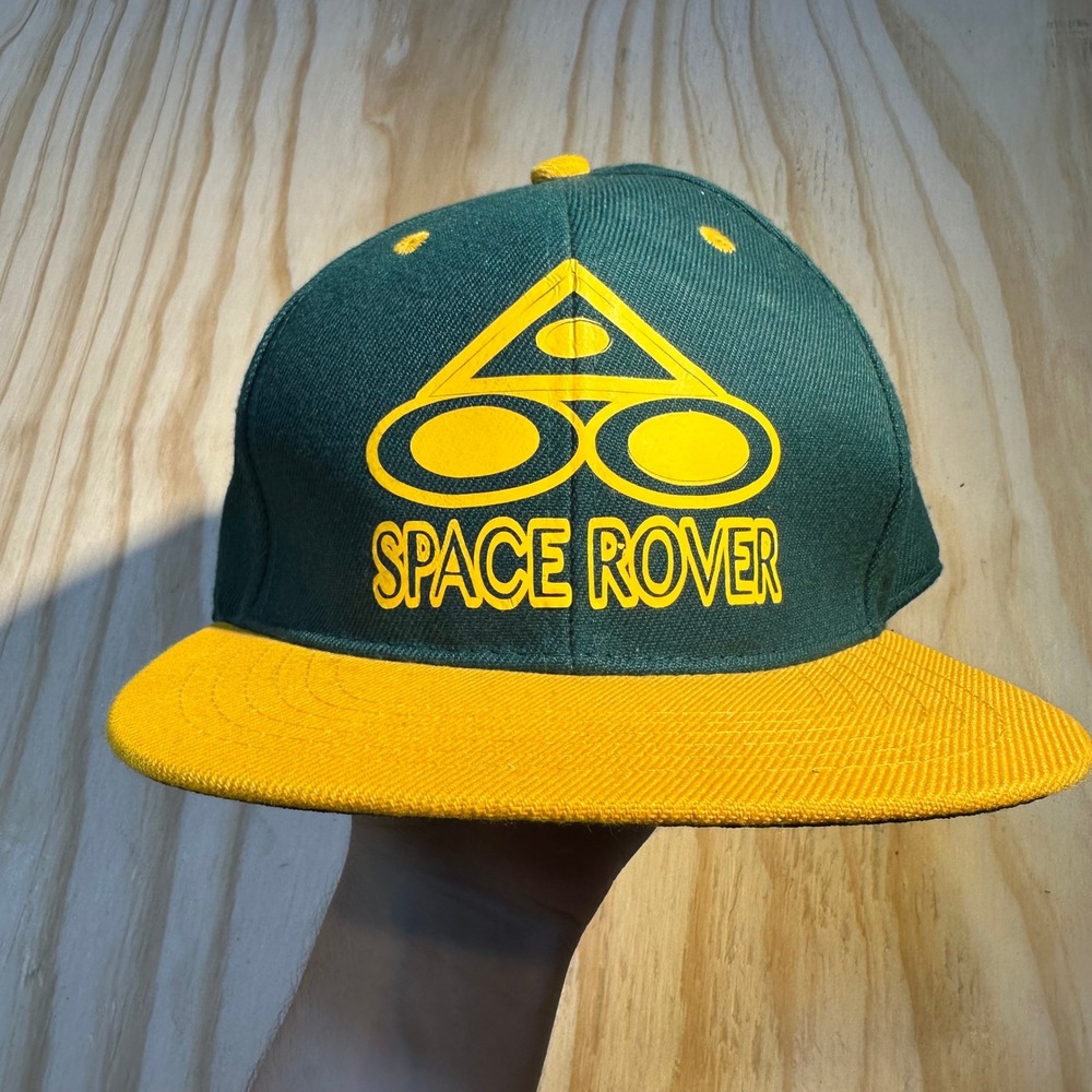 Leader Logo Space Rover Snapback Hat Green Yellow OSFM Flat Brim Cap